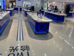 -优购镜仓(黄岛吾悦店)