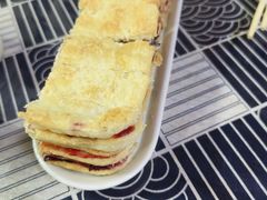 -敖特尔布里亚特美食坊(世纪花苑店)