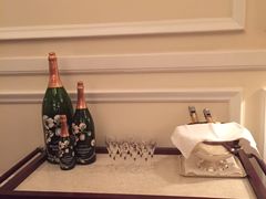 -Salon de Ville浦江汇(上海外滩华尔道夫酒店店)