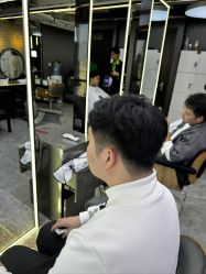 -藤野造型烫发染发