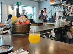 夏威夷果香白酒-Apollo·西班牙小酒馆(安福路店)