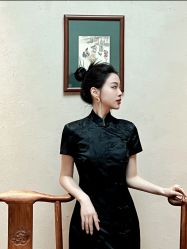 -租旗袍租礼服馆