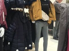 -优衣库(上海金桥国际商业广场店)