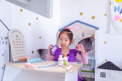 -BabyMonster小怪兽亲子派对·餐厅乐园(金月湾店)