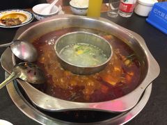 -重庆烧鸡公火锅(簋街店)