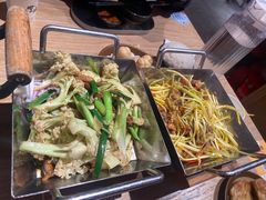 -川堂风·跷脚牛肉·乐山爆炒(宝山日月光店)