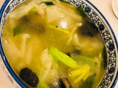 -聚春园自助餐厅(东街口店)