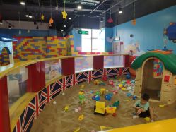 -苏宁红孩子(F6漫时区店)