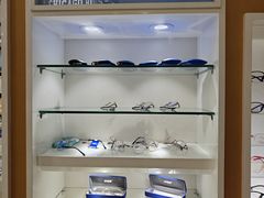 -光明眼镜·蔡司授权(九亭U天地店)