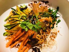 鸡丝凉米线-云海肴·汽锅鸡·云南菜(美罗城店)