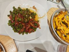 -乔家小院•非遗驴肉•本地小海鲜(滨河路店)