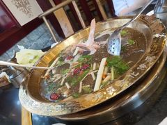 -周老三跷脚牛肉·全牛火锅(非遗传承店)