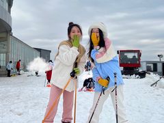 -浙东第一尖雪山欢乐谷