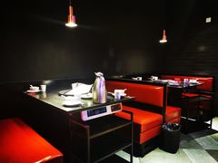 卡座-热火朝天鲜切牛肉火锅(南强街巷店)