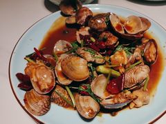 -嗨辣小聚·盘锦河蟹·海鲜烧烤龙虾(盘锦十年好店)