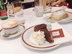 -Cafe Sacher(WIEN)