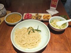 -裕兴记•蟹黄面馆(人民广场店)