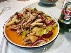 -歆和农庄·烤全羊