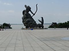 -巴陵广场