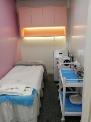 -斐尔国际皮肤管理中心