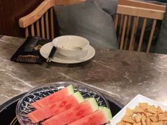 -三人行骨头王火锅(长寿店)