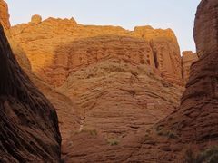 -天山神秘大峡谷