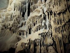-巴马水晶宫