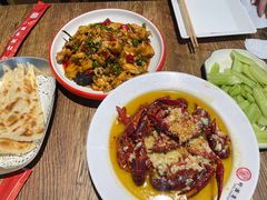 -叶派龙虾•招牌香辣蟹·海鲜(中海国际店)