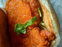 小炒肉风味麦辣鸡腿汉堡-麦当劳(秣陵路店)