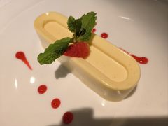 -Erman岩烧牛排(虹桥南丰城店)