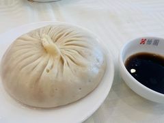 蟹黄汤包-怡园饭店-餐厅(四望亭店)