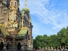 -滴血救世主教堂