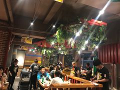 大堂-喝丢一只鞋海鲜烧烤·海肠捞饭(文体街店)