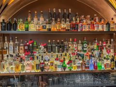 -Mogul Eatery·大亨餐酒馆