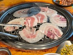 -唯成•韩国炭火烤肉 유성고기