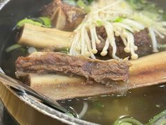 排骨汤饭-江南面屋(明洞店)
