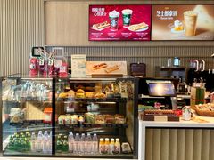 -星巴克(北京枫尚奥莱店)