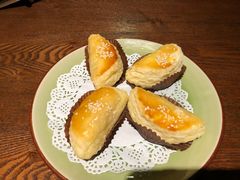 飘香榴莲酥-ZEN采蝶轩·粤味臻鲜·手作点心·商务宴请(泰州店)