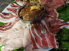 -哈哈碳都·牛肋条无限自助烤肉(台江万达店)