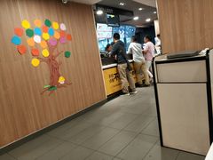 -麦当劳(湛江大厦店)