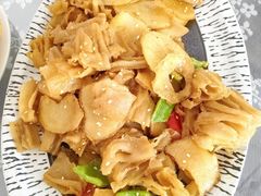 -天天向上素食餐厅(五台山店)