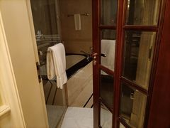 -广州富力丽思卡尔顿酒店