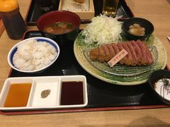 -牛カツ京都勝牛(河原町蛸薬師店)