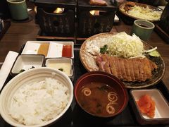 -牛かつもと村(原宿店)
