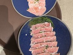 -山川小町·极番烧肉(新地假日广场店)
