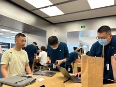 -Apple零售店(深圳益田假日广场店)