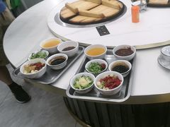 -老渔翁笨锅炖(迎宾路总店)