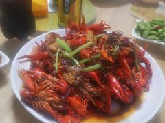 网红秘制龙虾-虾女王·龙虾·烧烤(龙江店)