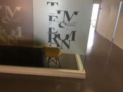 -様共享美容连锁机构