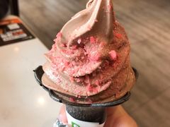 布朗尼风味跳跳糖冰淇淋-德克士(前门店)